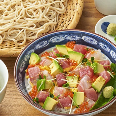 アボカドバラちらし丼